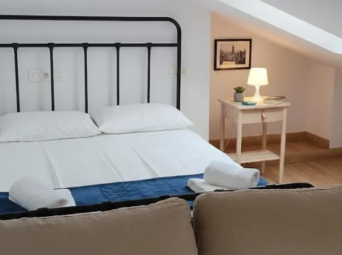 Apartamento Cozy In San Pablo By Bebalmy